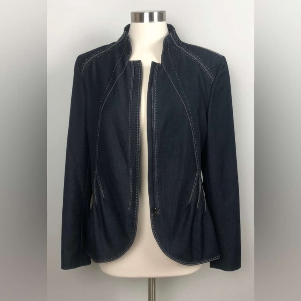 Elegant Tahari denim style jacket